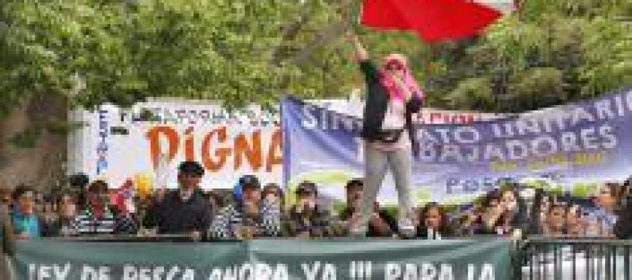 Trabajadores industria pesquera: “La licitación afectará el empleo de miles de trabajadores”