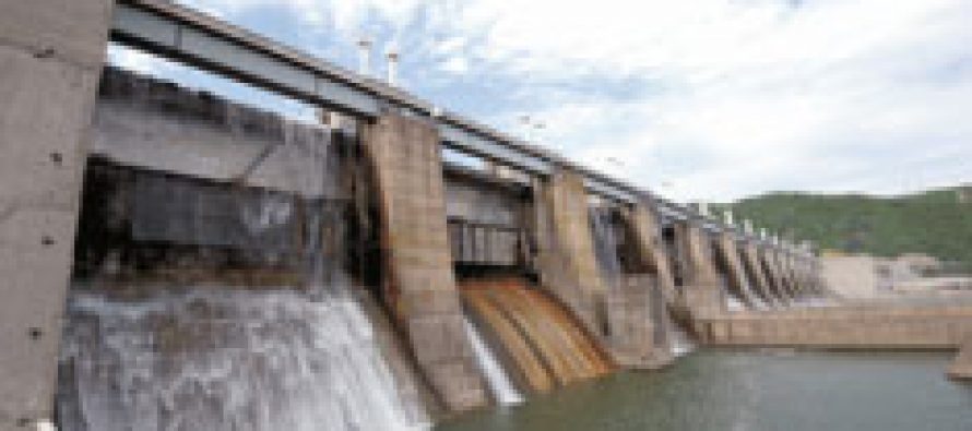 PIB de Chile pierde US$ 1.600 millones en los últimos dos años por mayor costo de energía eléctrica