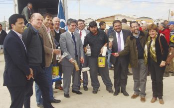 Sector pesquero industrial ayuda a pescadores artesanales